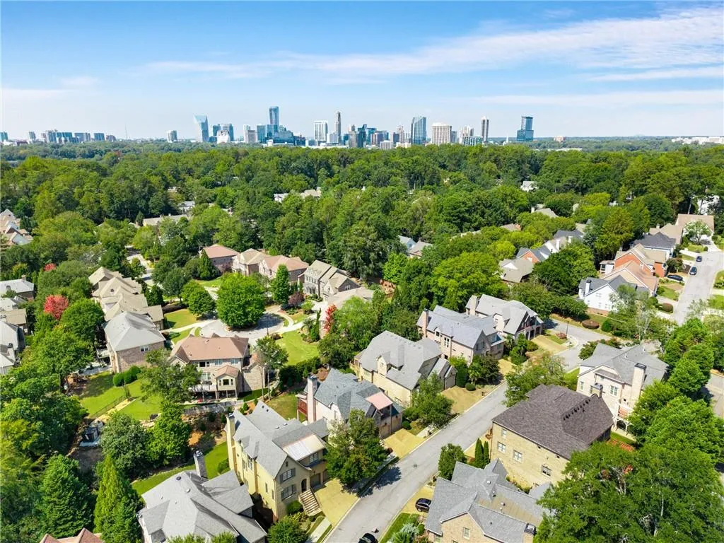 1844 Buckhead Valley Lane Ne, Atlanta, Georgia 30324, 5 Bedrooms Bedrooms, ,4 BathroomsBathrooms,Residential,For Sale,1844 Buckhead Valley Lane Ne,7652333