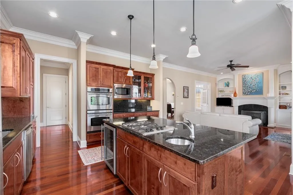 1844 Buckhead Valley Lane Ne, Atlanta, Georgia 30324, 5 Bedrooms Bedrooms, ,4 BathroomsBathrooms,Residential,For Sale,1844 Buckhead Valley Lane Ne,7652333