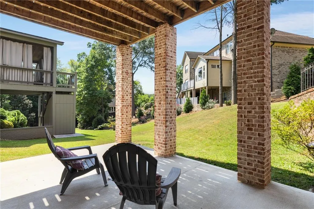 1844 Buckhead Valley Lane Ne, Atlanta, Georgia 30324, 5 Bedrooms Bedrooms, ,4 BathroomsBathrooms,Residential,For Sale,1844 Buckhead Valley Lane Ne,7652333