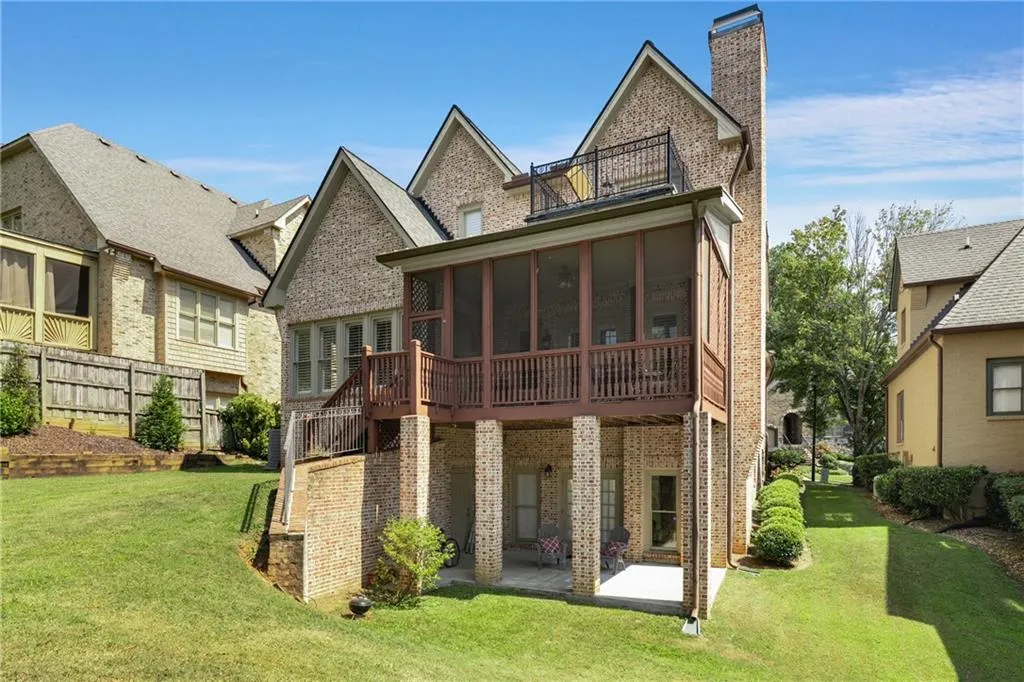 1844 Buckhead Valley Lane Ne, Atlanta, Georgia 30324, 5 Bedrooms Bedrooms, ,4 BathroomsBathrooms,Residential,For Sale,1844 Buckhead Valley Lane Ne,7652333