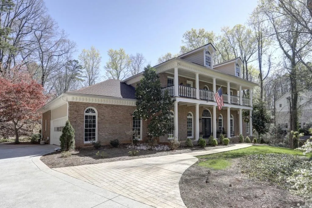 1585 Masters Club Drive, Sandy Springs, Georgia 30350, 5 Bedrooms Bedrooms, ,4 BathroomsBathrooms,Residential,Sold,1585 Masters Club Drive,6534229