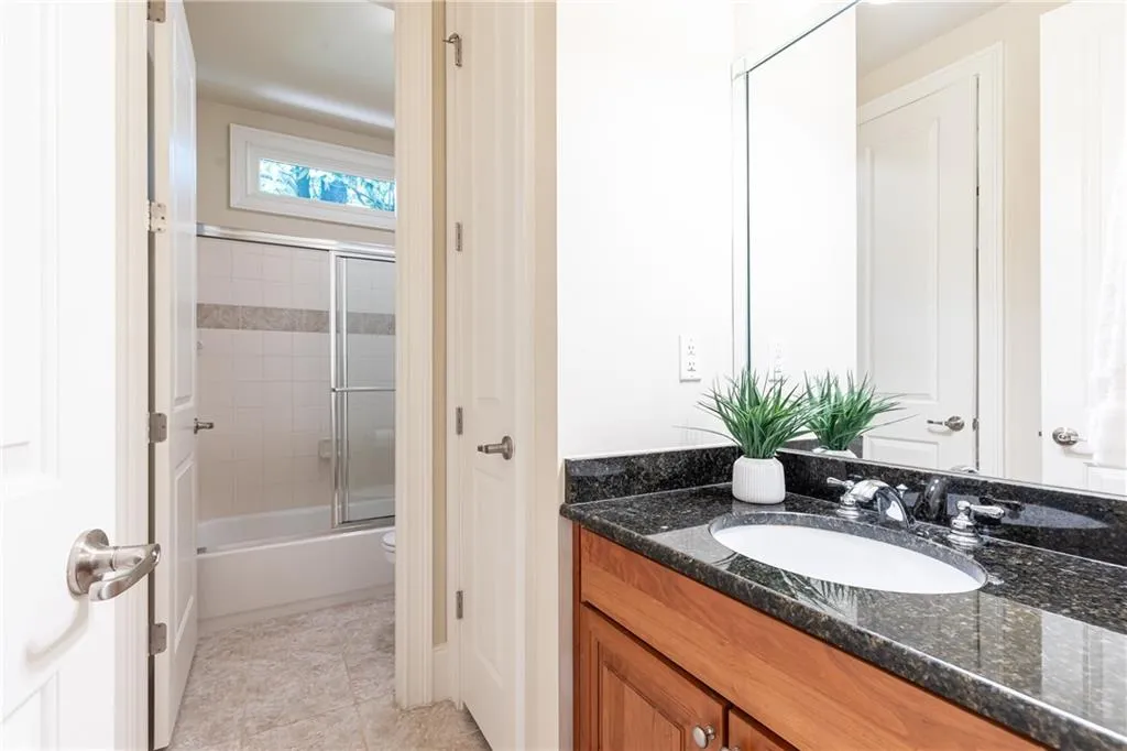 206 Mount Vernon Cove, Atlanta, Georgia 30328, 5 Bedrooms Bedrooms, ,4 BathroomsBathrooms,Residential,Sold,206 Mount Vernon Cove,7386343