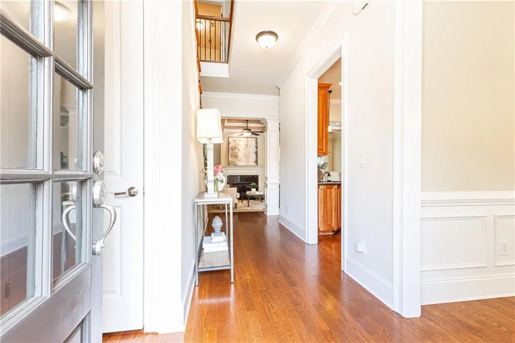 206 Mount Vernon Cove, Atlanta, Georgia 30328, 5 Bedrooms Bedrooms, ,4 BathroomsBathrooms,Residential,Sold,206 Mount Vernon Cove,7386343