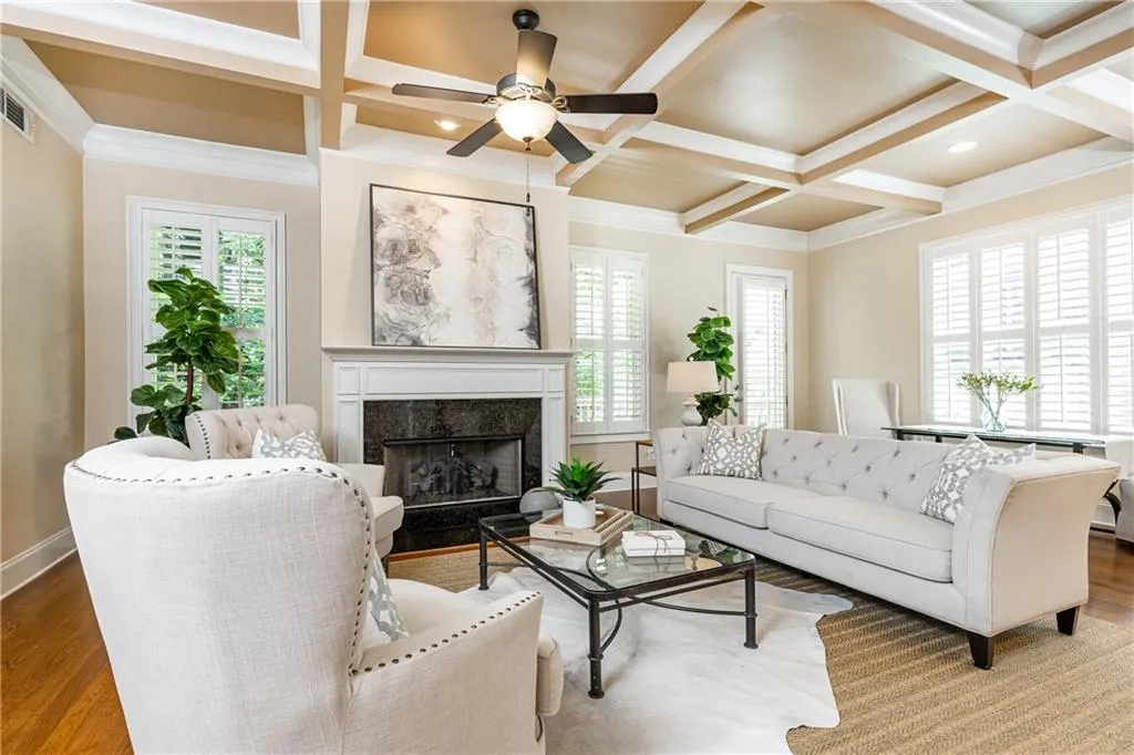 206 Mount Vernon Cove, Atlanta, Georgia 30328, 5 Bedrooms Bedrooms, ,4 BathroomsBathrooms,Residential,Sold,206 Mount Vernon Cove,7386343