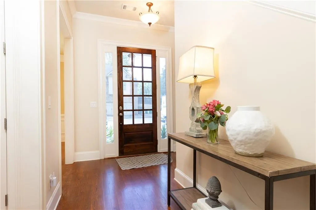 206 Mount Vernon Cove, Atlanta, Georgia 30328, 5 Bedrooms Bedrooms, ,4 BathroomsBathrooms,Residential,Sold,206 Mount Vernon Cove,7386343