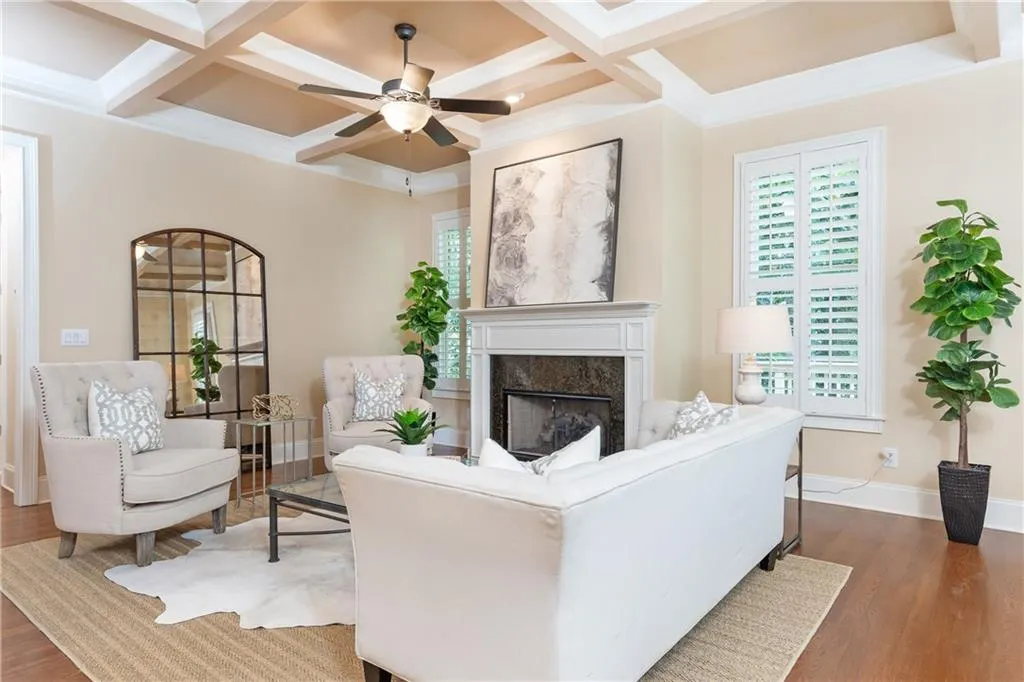 206 Mount Vernon Cove, Atlanta, Georgia 30328, 5 Bedrooms Bedrooms, ,4 BathroomsBathrooms,Residential,Sold,206 Mount Vernon Cove,7386343