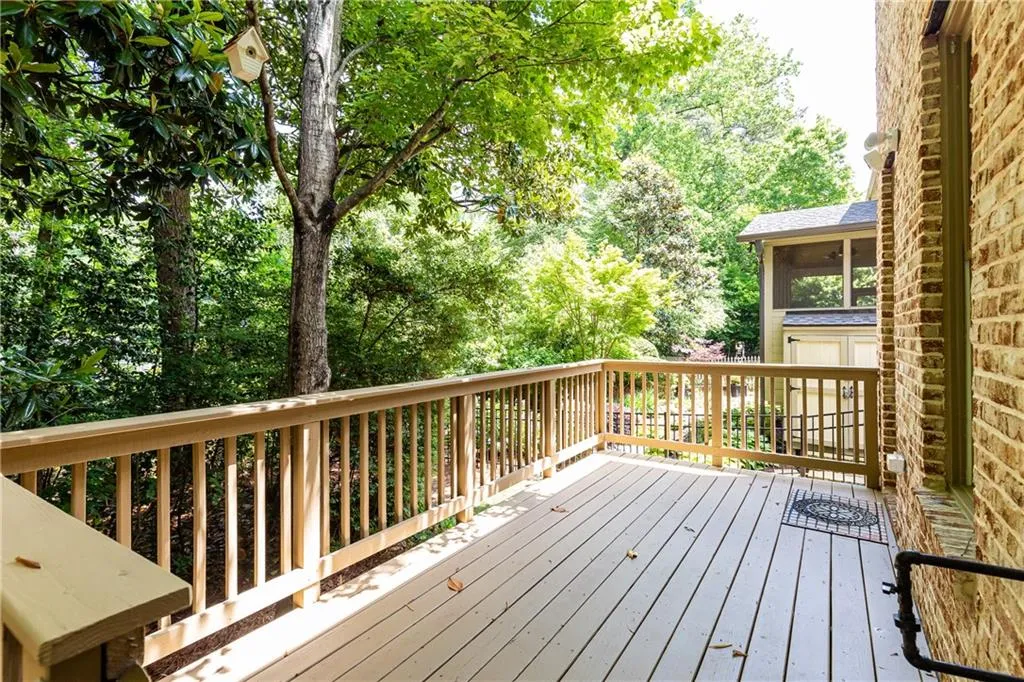 206 Mount Vernon Cove, Atlanta, Georgia 30328, 5 Bedrooms Bedrooms, ,4 BathroomsBathrooms,Residential,Sold,206 Mount Vernon Cove,7386343