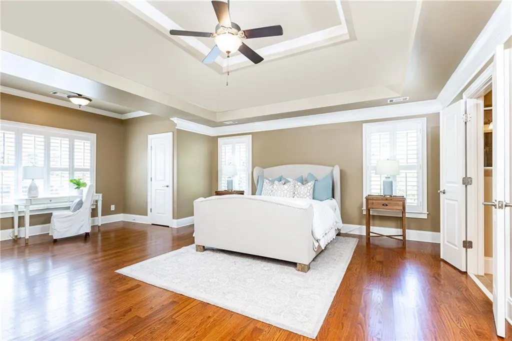 206 Mount Vernon Cove, Atlanta, Georgia 30328, 5 Bedrooms Bedrooms, ,4 BathroomsBathrooms,Residential,Sold,206 Mount Vernon Cove,7386343