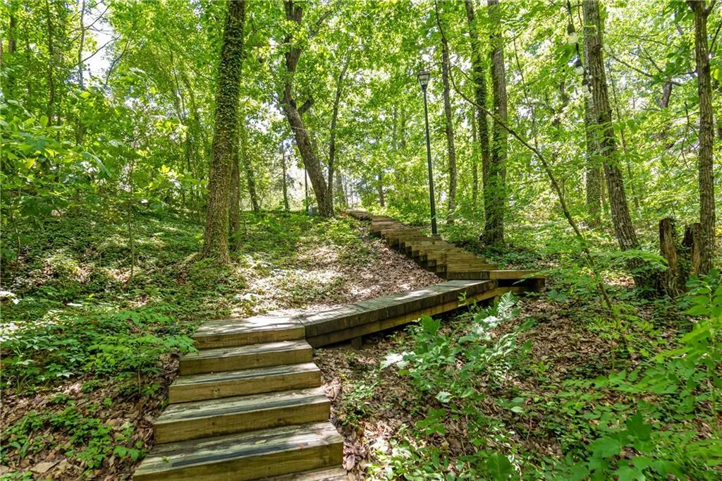 206 Mount Vernon Cove, Atlanta, Georgia 30328, 5 Bedrooms Bedrooms, ,4 BathroomsBathrooms,Residential,Sold,206 Mount Vernon Cove,7386343