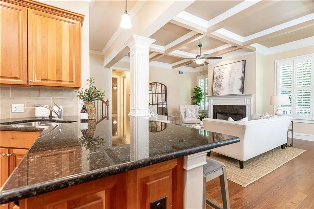 206 Mount Vernon Cove, Atlanta, Georgia 30328, 5 Bedrooms Bedrooms, ,4 BathroomsBathrooms,Residential,Sold,206 Mount Vernon Cove,7386343