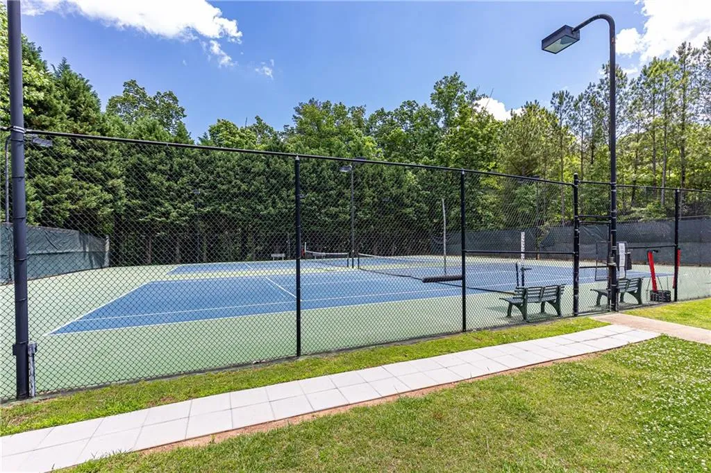 206 Mount Vernon Cove, Atlanta, Georgia 30328, 5 Bedrooms Bedrooms, ,4 BathroomsBathrooms,Residential,Sold,206 Mount Vernon Cove,7386343