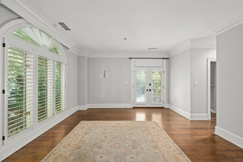 2960 S Pharr Court Nw Unit N2, Atlanta, Georgia 30305, 2 Bedrooms Bedrooms, ,2 BathroomsBathrooms,Residential,For Sale,2960 S Pharr Court Nw Unit N2,7673751