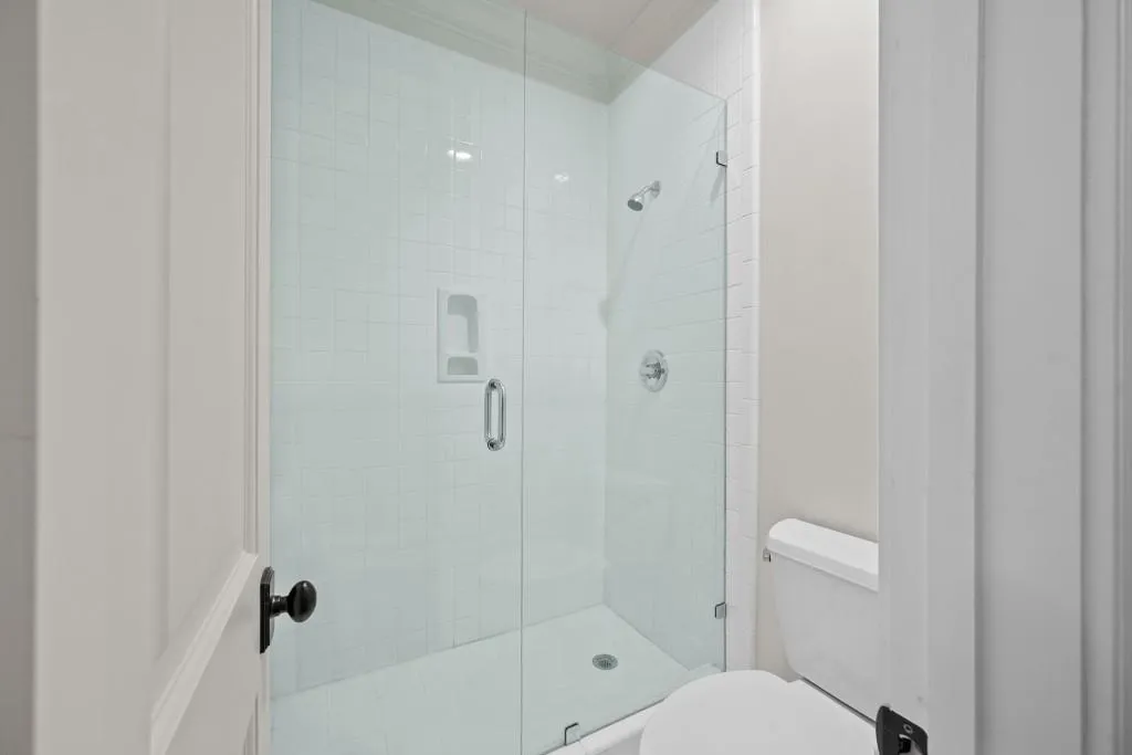 2960 S Pharr Court Nw Unit N2, Atlanta, Georgia 30305, 2 Bedrooms Bedrooms, ,2 BathroomsBathrooms,Residential,For Sale,2960 S Pharr Court Nw Unit N2,7673751