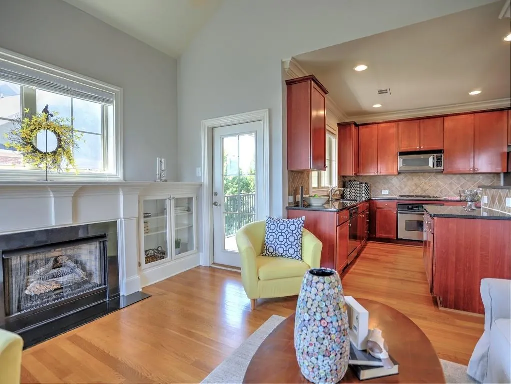 220 Le Gran View, Atlanta, Georgia 30328, 2 Bedrooms Bedrooms, ,2 BathroomsBathrooms,Residential,Sold,220 Le Gran View,6593547