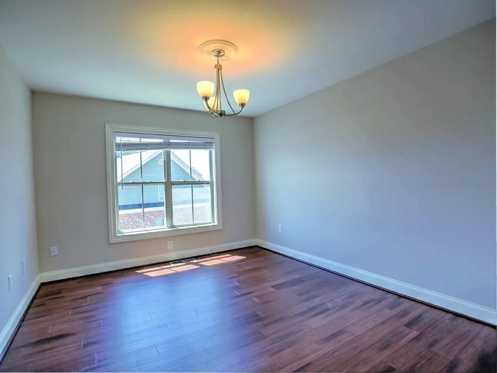 220 Le Gran View, Atlanta, Georgia 30328, 2 Bedrooms Bedrooms, ,2 BathroomsBathrooms,Residential,Sold,220 Le Gran View,6593547