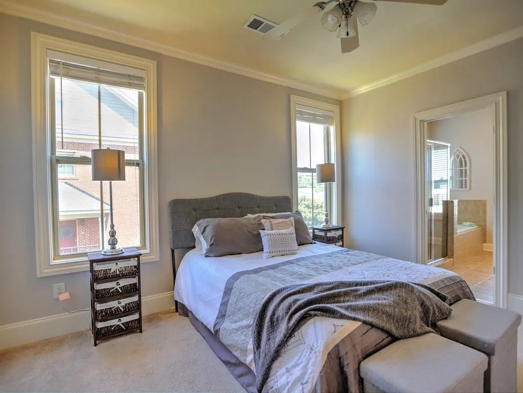 220 Le Gran View, Atlanta, Georgia 30328, 2 Bedrooms Bedrooms, ,2 BathroomsBathrooms,Residential,Sold,220 Le Gran View,6593547