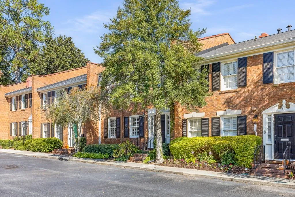 4620 Wieuca Road Ne Unit 52, Atlanta, Georgia 30342, 3 Bedrooms Bedrooms, ,2 BathroomsBathrooms,Residential,For Sale,4620 Wieuca Road Ne Unit 52,7676410