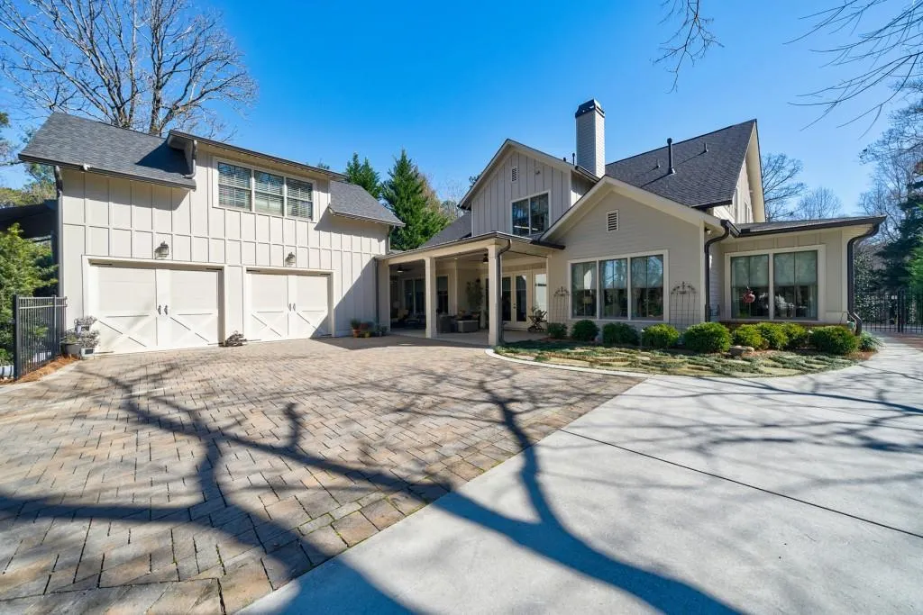 6436 Wright Road, Sandy Springs, Georgia 30328, 5 Bedrooms Bedrooms, ,6 BathroomsBathrooms,Residential,Sold,6436 Wright Road,6836920