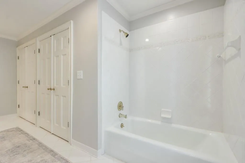 535 Valley Hall Drive, Sandy Springs, Georgia 30350, 4 Bedrooms Bedrooms, ,4 BathroomsBathrooms,Residential,Sold,535 Valley Hall Drive,7201613