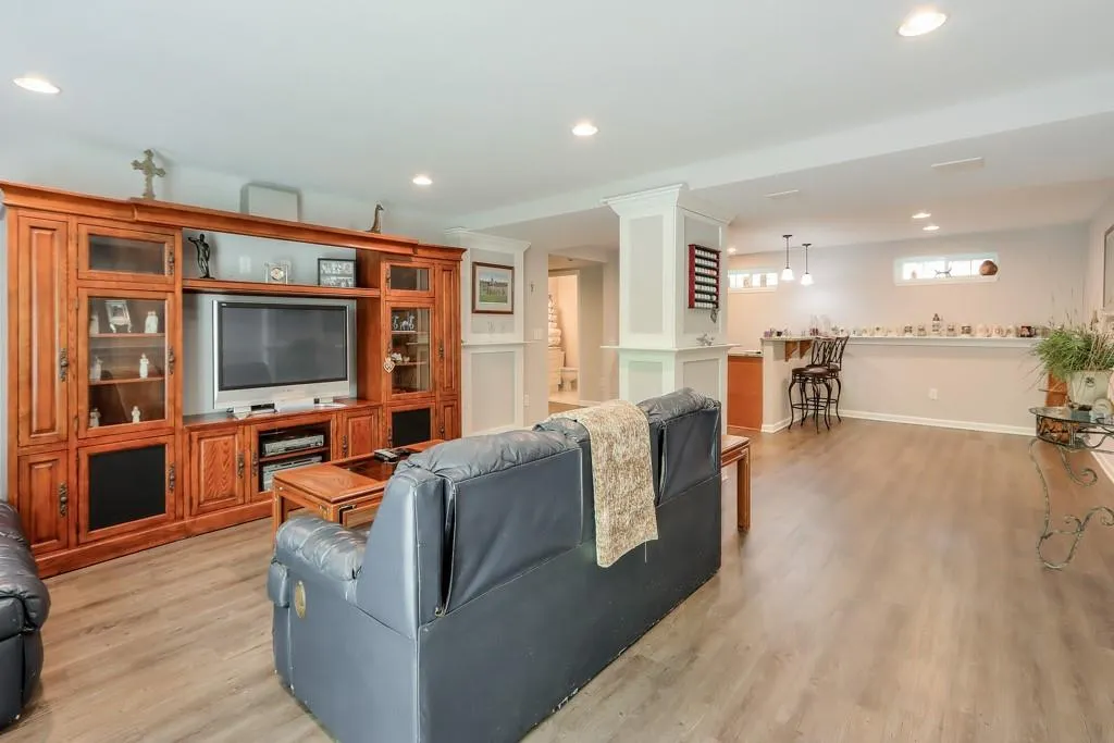 535 Valley Hall Drive, Sandy Springs, Georgia 30350, 4 Bedrooms Bedrooms, ,4 BathroomsBathrooms,Residential,Sold,535 Valley Hall Drive,7201613