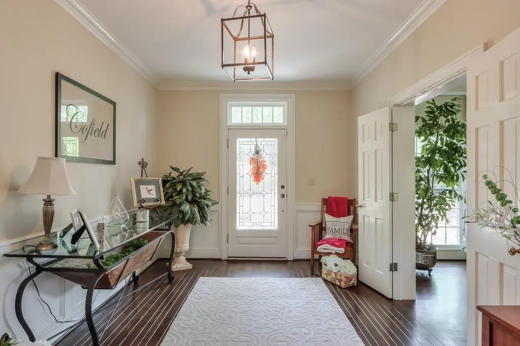 535 Valley Hall Drive, Sandy Springs, Georgia 30350, 4 Bedrooms Bedrooms, ,4 BathroomsBathrooms,Residential,Sold,535 Valley Hall Drive,7201613