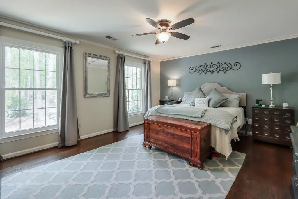 535 Valley Hall Drive, Sandy Springs, Georgia 30350, 4 Bedrooms Bedrooms, ,4 BathroomsBathrooms,Residential,Sold,535 Valley Hall Drive,7201613