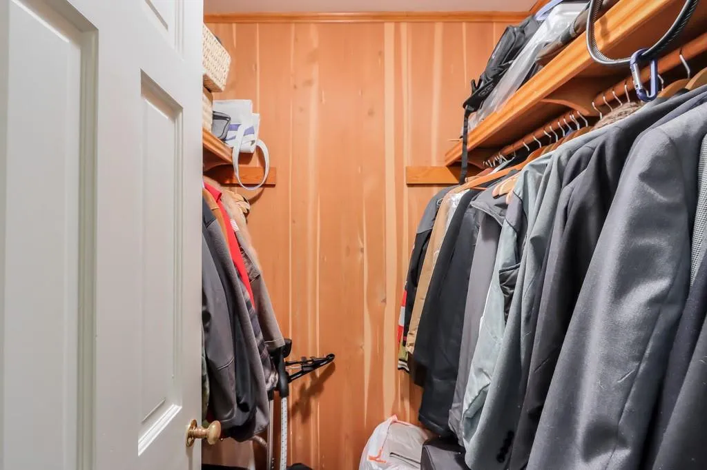 535 Valley Hall Drive, Sandy Springs, Georgia 30350, 4 Bedrooms Bedrooms, ,4 BathroomsBathrooms,Residential,Sold,535 Valley Hall Drive,7201613