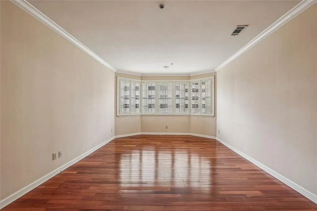 2499 Peachtree Road Ne Unit 406, Atlanta, Georgia 30305, 2 Bedrooms Bedrooms, 0 ,2 BathroomsBathrooms,Residential,For Sale,2499 Peachtree Road Ne Unit 406,7763165
