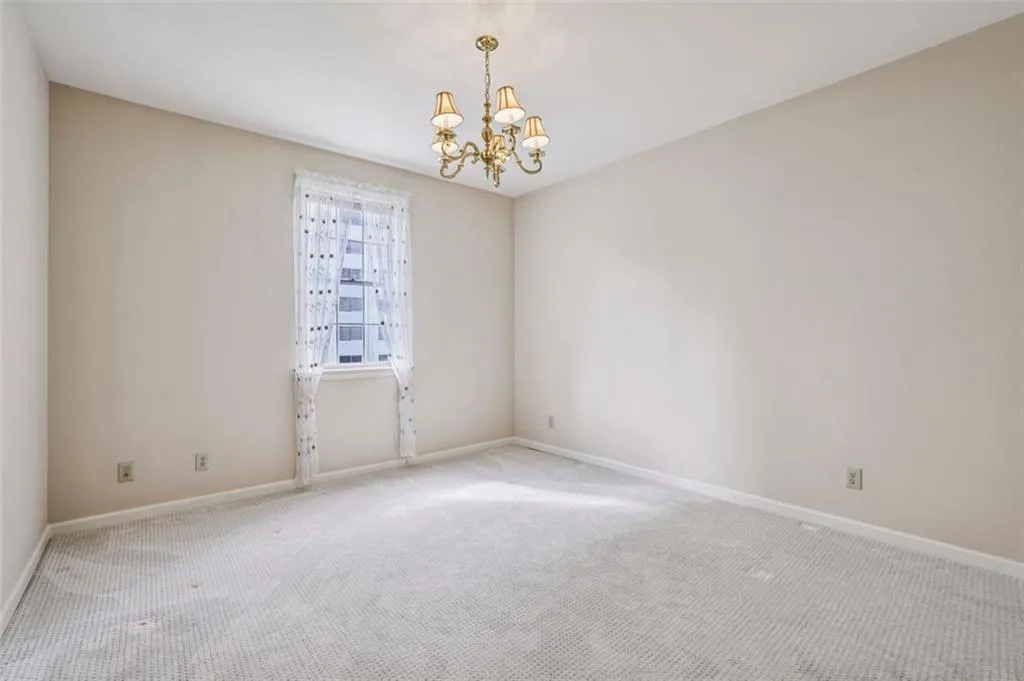 2499 Peachtree Road Ne Unit 406, Atlanta, Georgia 30305, 2 Bedrooms Bedrooms, 0 ,2 BathroomsBathrooms,Residential,For Sale,2499 Peachtree Road Ne Unit 406,7763165