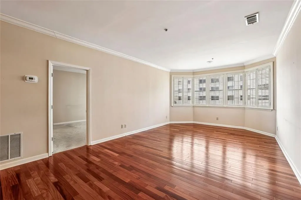 2499 Peachtree Road Ne Unit 406, Atlanta, Georgia 30305, 2 Bedrooms Bedrooms, 0 ,2 BathroomsBathrooms,Residential,For Sale,2499 Peachtree Road Ne Unit 406,7763165