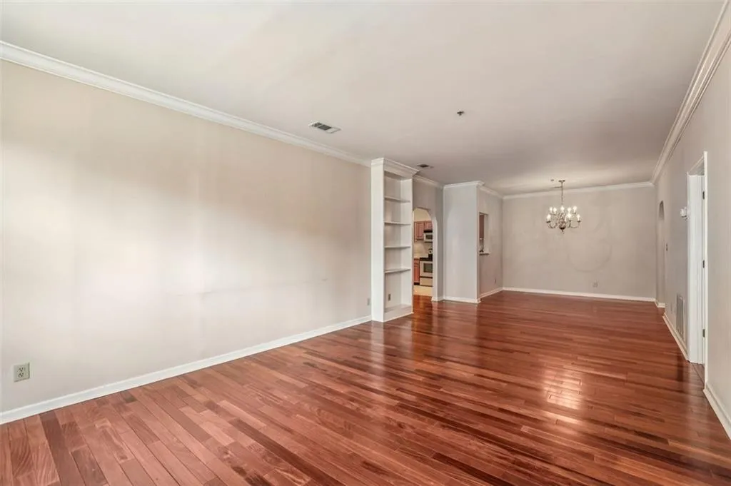 2499 Peachtree Road Ne Unit 406, Atlanta, Georgia 30305, 2 Bedrooms Bedrooms, 0 ,2 BathroomsBathrooms,Residential,For Sale,2499 Peachtree Road Ne Unit 406,7763165