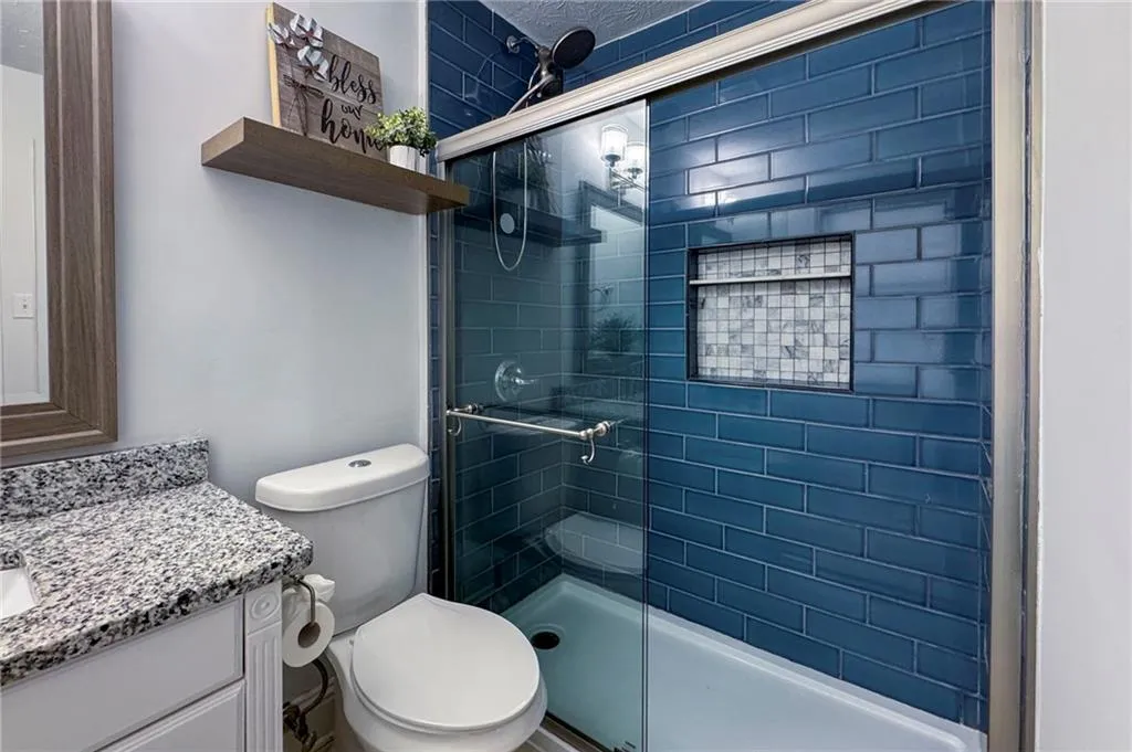 7750 Roswell Road Unit 3d, Atlanta, Georgia 30350, 3 Bedrooms Bedrooms, ,2 BathroomsBathrooms,Residential,For Sale,7750 Roswell Road Unit 3d,7582281