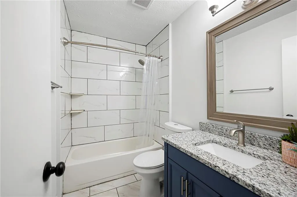 7750 Roswell Road Unit 3d, Atlanta, Georgia 30350, 3 Bedrooms Bedrooms, ,2 BathroomsBathrooms,Residential,For Sale,7750 Roswell Road Unit 3d,7582281