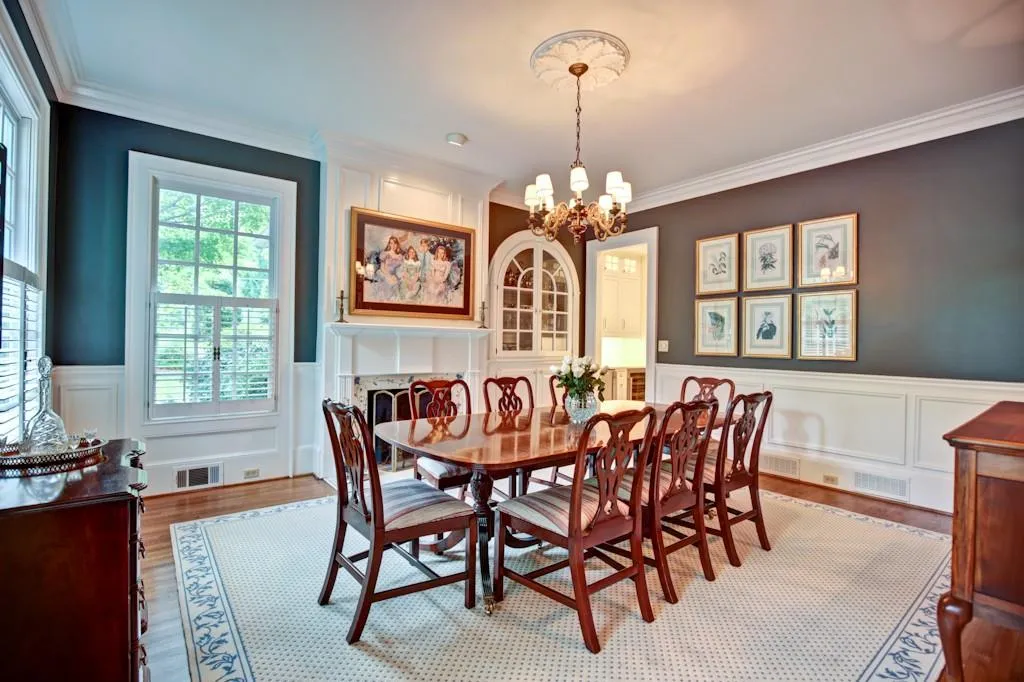 730 Arden Close, Atlanta, Georgia 30327, 5 Bedrooms Bedrooms, ,7 BathroomsBathrooms,Residential,Sold,730 Arden Close,5717242