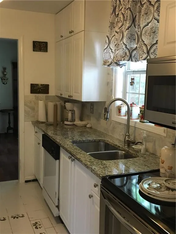 5375 Roswell Road Unit D2, Atlanta, Georgia 30342, 3 Bedrooms Bedrooms, ,2 BathroomsBathrooms,Residential,Sold,5375 Roswell Road Unit D2,5730341 5375 Roswell Road Unit D2, Atlanta, Georgia 30342, 3 Bedrooms Bedrooms, ,2 BathroomsBathrooms,Residential,Sold,5375 Roswell Road Unit D2,5730341