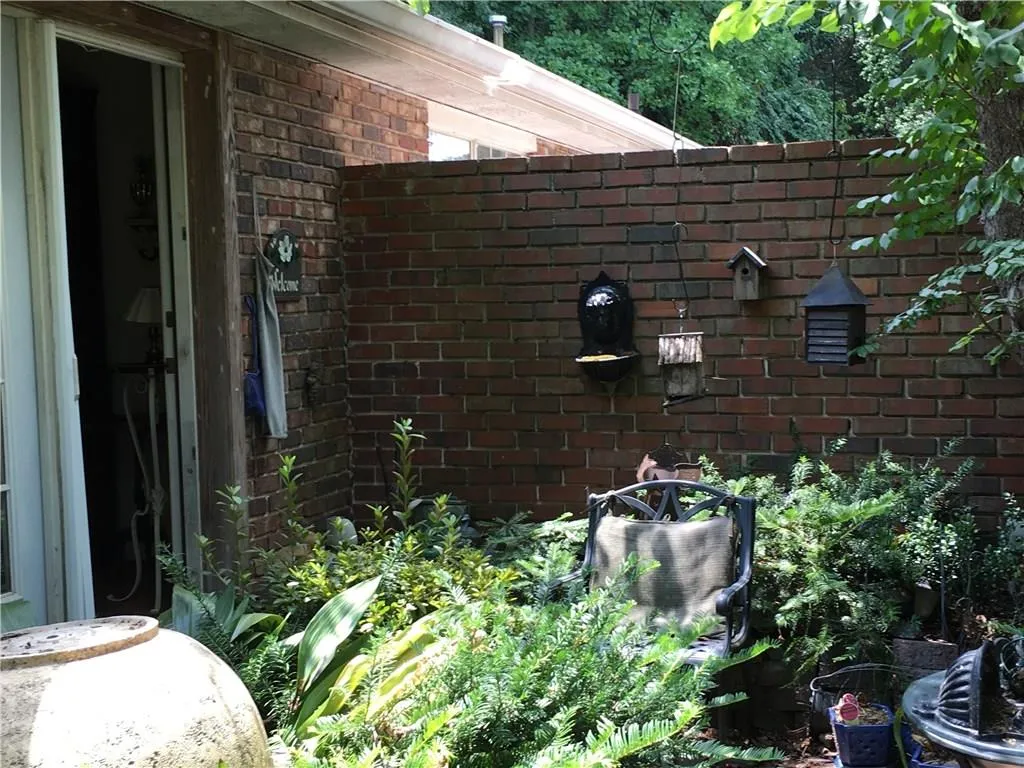 5375 Roswell Road Unit D2, Atlanta, Georgia 30342, 3 Bedrooms Bedrooms, ,2 BathroomsBathrooms,Residential,Sold,5375 Roswell Road Unit D2,5730341 5375 Roswell Road Unit D2, Atlanta, Georgia 30342, 3 Bedrooms Bedrooms, ,2 BathroomsBathrooms,Residential,Sold,5375 Roswell Road Unit D2,5730341