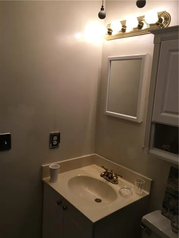 5375 Roswell Road Unit D2, Atlanta, Georgia 30342, 3 Bedrooms Bedrooms, ,2 BathroomsBathrooms,Residential,Sold,5375 Roswell Road Unit D2,5730341