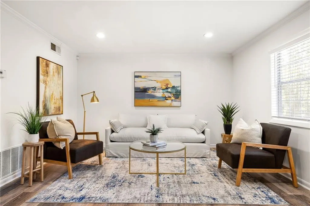 6900 Roswell Road Unit 6n, Atlanta, Georgia 30328, 2 Bedrooms Bedrooms, ,2 BathroomsBathrooms,Residential,Sold,6900 Roswell Road Unit 6n,7370342