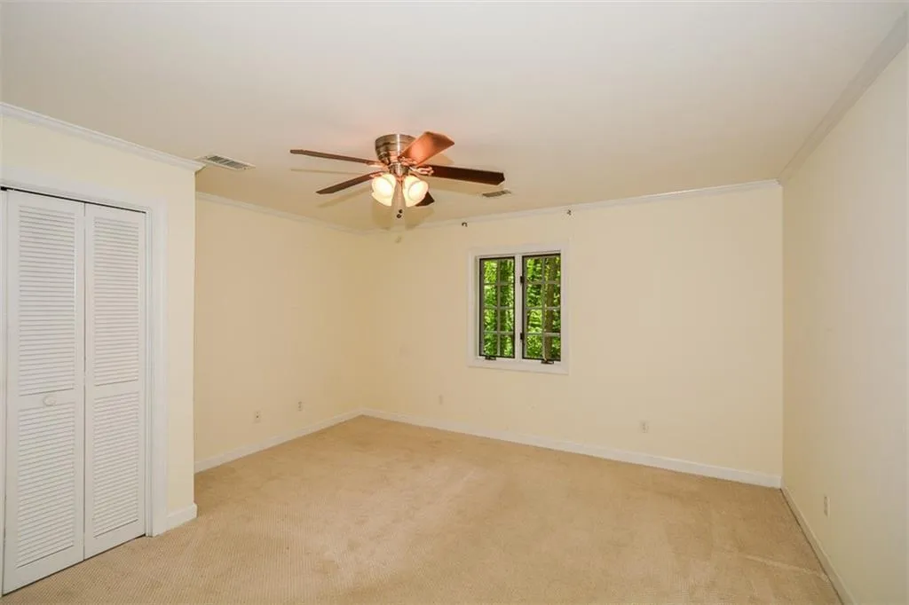 5051 Powers Ferry Road, Sandy Springs, Georgia 30327, 5 Bedrooms Bedrooms, ,4 BathroomsBathrooms,Residential,Sold,5051 Powers Ferry Road,6877928