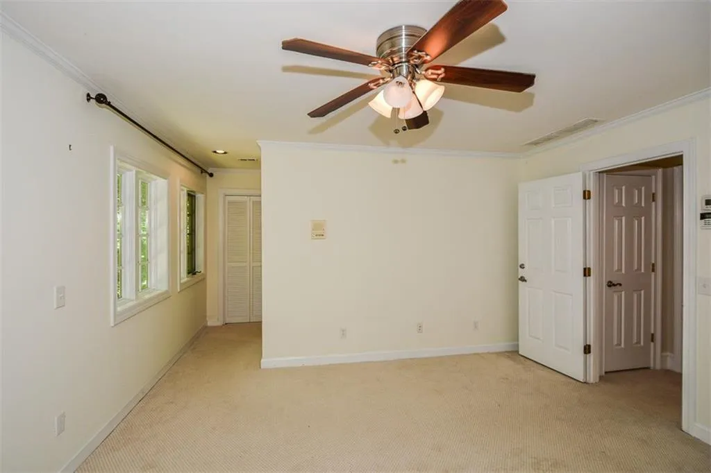 5051 Powers Ferry Road, Sandy Springs, Georgia 30327, 5 Bedrooms Bedrooms, ,4 BathroomsBathrooms,Residential,Sold,5051 Powers Ferry Road,6877928