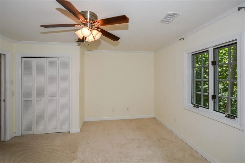 5051 Powers Ferry Road, Sandy Springs, Georgia 30327, 5 Bedrooms Bedrooms, ,4 BathroomsBathrooms,Residential,Sold,5051 Powers Ferry Road,6877928