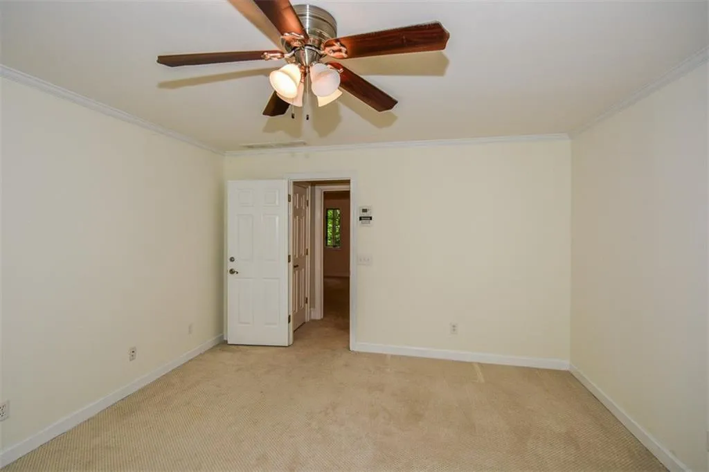 5051 Powers Ferry Road, Sandy Springs, Georgia 30327, 5 Bedrooms Bedrooms, ,4 BathroomsBathrooms,Residential,Sold,5051 Powers Ferry Road,6877928