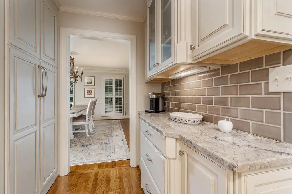 135 Trail Point, Sandy Springs, Georgia 30350, 5 Bedrooms Bedrooms, ,4 BathroomsBathrooms,Residential,Sold,135 Trail Point,6715334