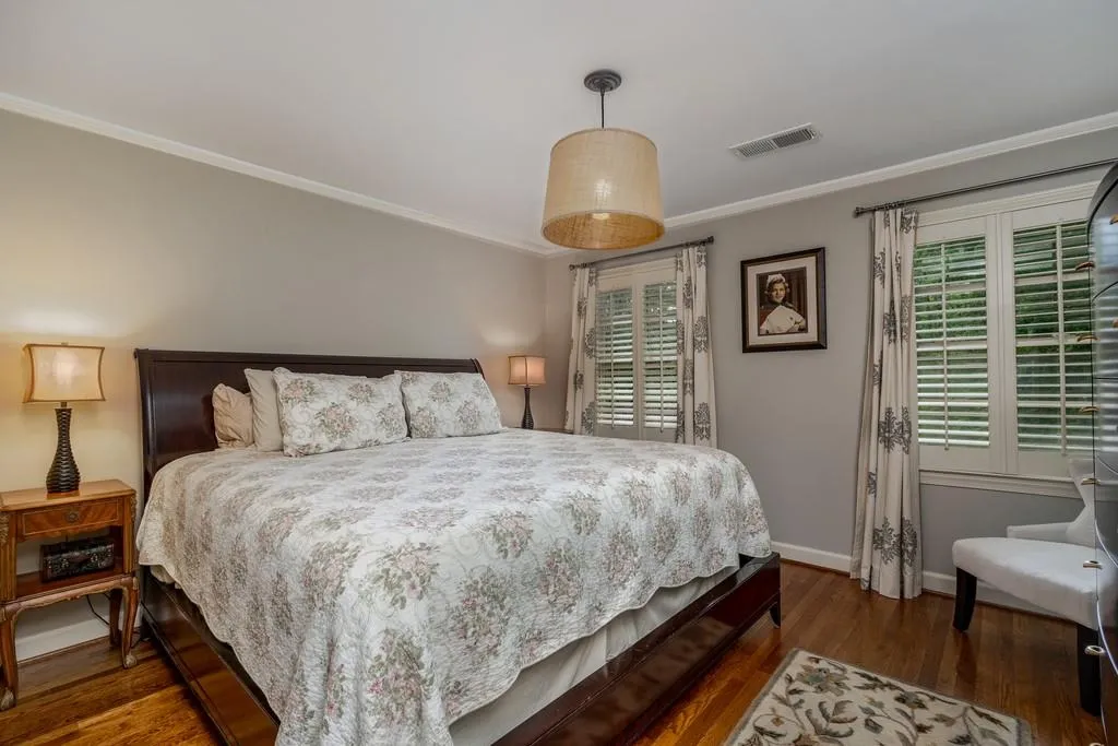 135 Trail Point, Sandy Springs, Georgia 30350, 5 Bedrooms Bedrooms, ,4 BathroomsBathrooms,Residential,Sold,135 Trail Point,6715334