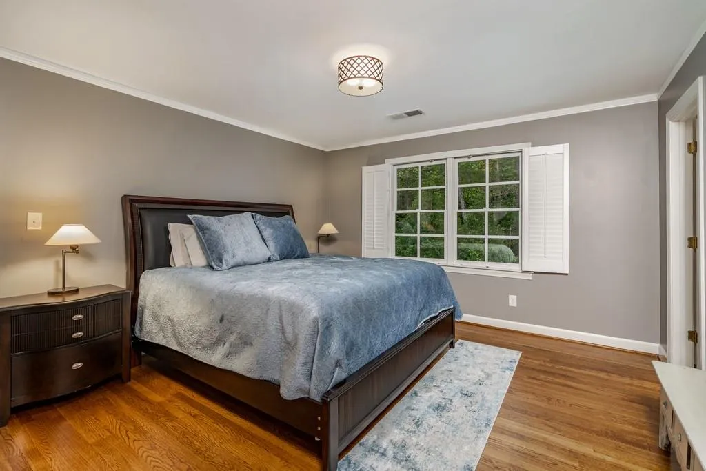 135 Trail Point, Sandy Springs, Georgia 30350, 5 Bedrooms Bedrooms, ,4 BathroomsBathrooms,Residential,Sold,135 Trail Point,6715334