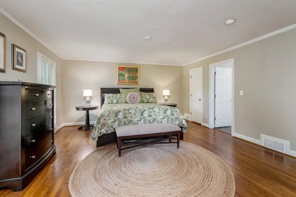 135 Trail Point, Sandy Springs, Georgia 30350, 5 Bedrooms Bedrooms, ,4 BathroomsBathrooms,Residential,Sold,135 Trail Point,6715334