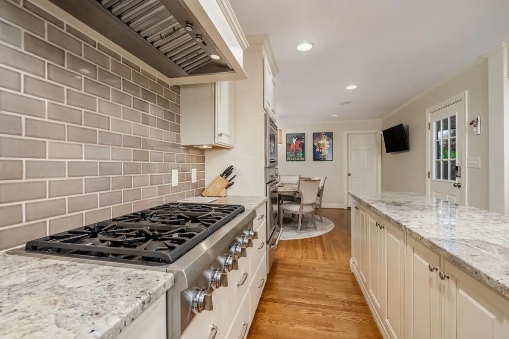 135 Trail Point, Sandy Springs, Georgia 30350, 5 Bedrooms Bedrooms, ,4 BathroomsBathrooms,Residential,Sold,135 Trail Point,6715334