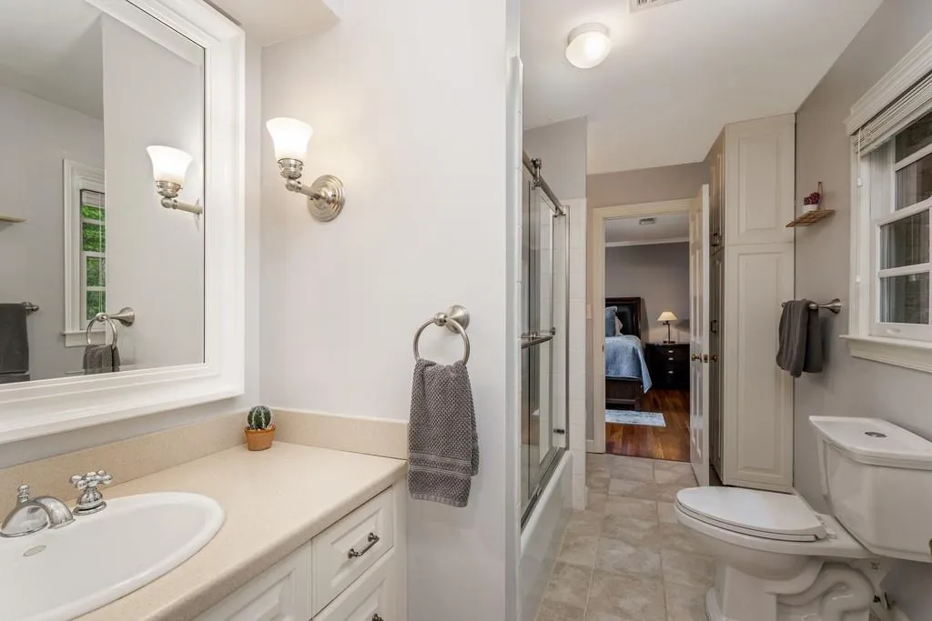 135 Trail Point, Sandy Springs, Georgia 30350, 5 Bedrooms Bedrooms, ,4 BathroomsBathrooms,Residential,Sold,135 Trail Point,6715334