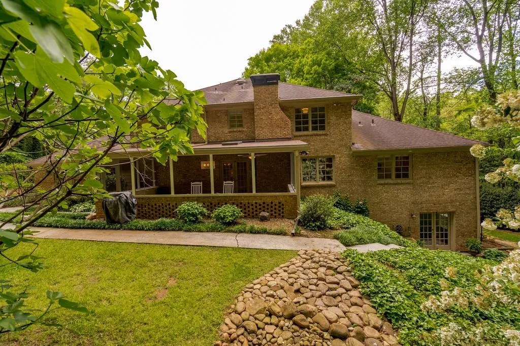 135 Trail Point, Sandy Springs, Georgia 30350, 5 Bedrooms Bedrooms, ,4 BathroomsBathrooms,Residential,Sold,135 Trail Point,6715334
