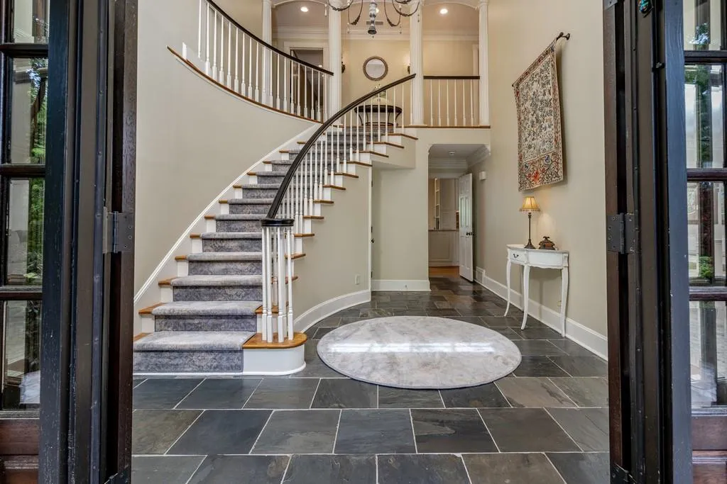 135 Trail Point, Sandy Springs, Georgia 30350, 5 Bedrooms Bedrooms, ,4 BathroomsBathrooms,Residential,Sold,135 Trail Point,6715334